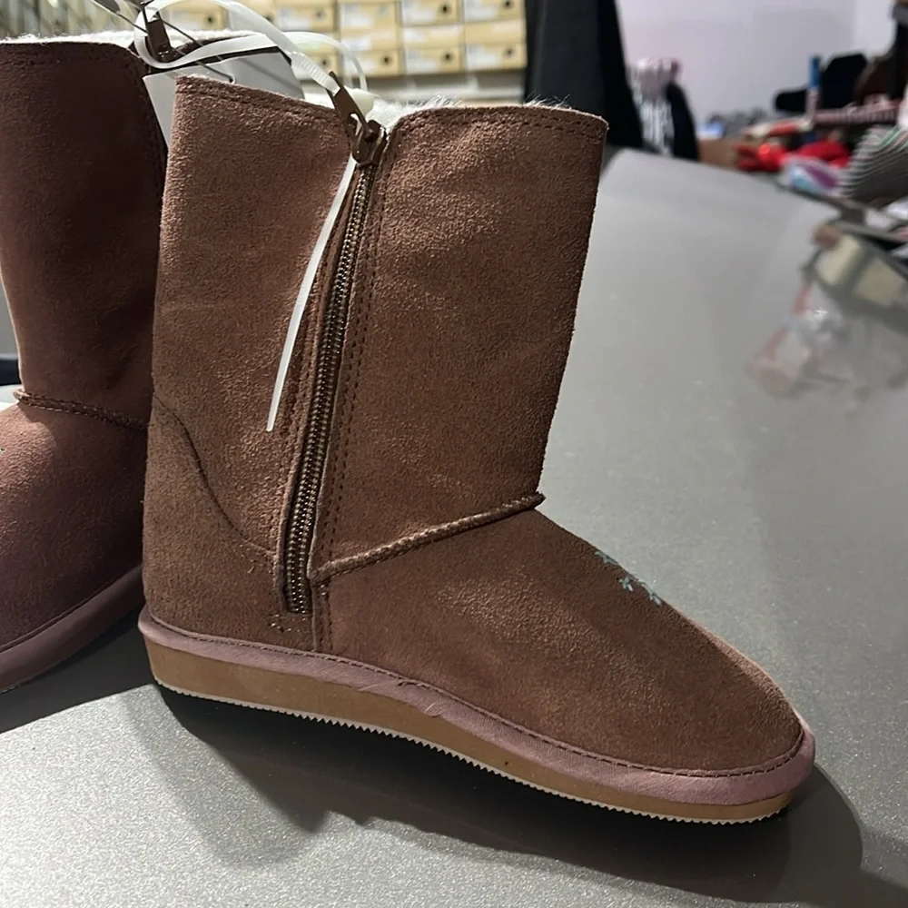 Reebok Weebok Snowflake Winter Boots new suede Girls Toddlers Size 9